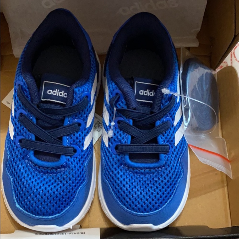 Adidas toddler sneakers